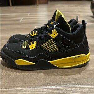 Air Jordan 4 Retro PS 'Thunder' 2023